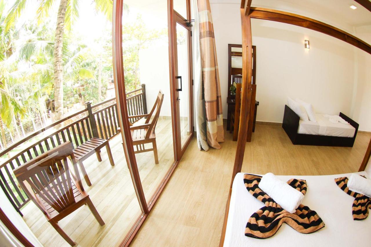 Bay Hiriketiya Hotel Dikwella Exterior foto